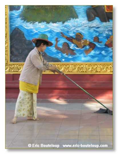 009_BIRMANIE_2k3_Yangoon