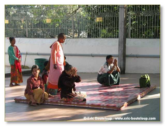 010_BIRMANIE_2k3_Yangoon