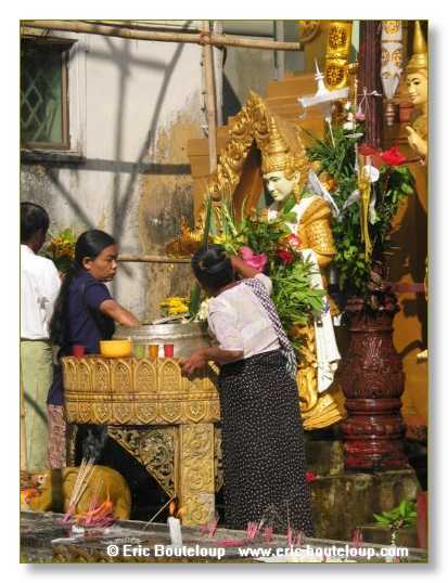 012_BIRMANIE_2k3_Yangoon