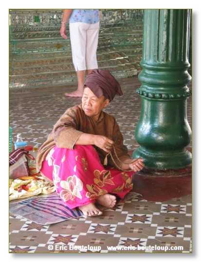 016_BIRMANIE_2k3_Yangoon