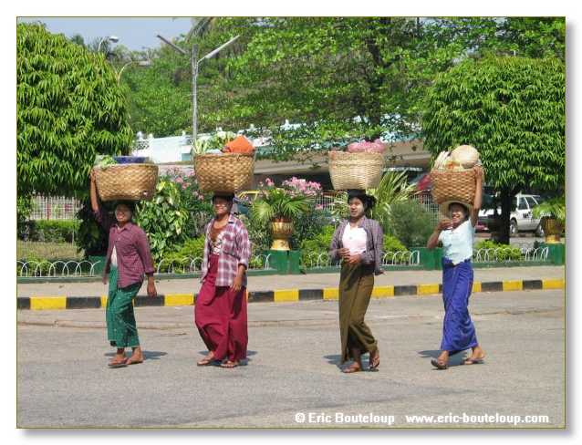 021_BIRMANIE_2k3_Yangoon