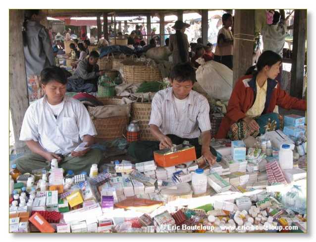 113_BIRMANIE_2k3_Lac_Inle