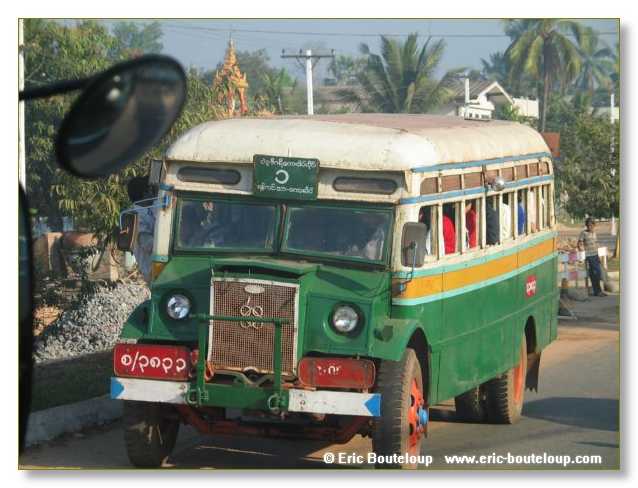 265_BIRMANIE_2k3_Yangoon