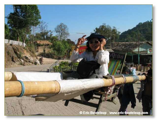 275_BIRMANIE_2k3_Rocher_d_or