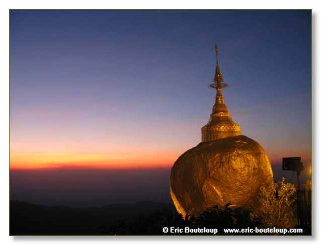 283_BIRMANIE_2k3_Rocher_d_or