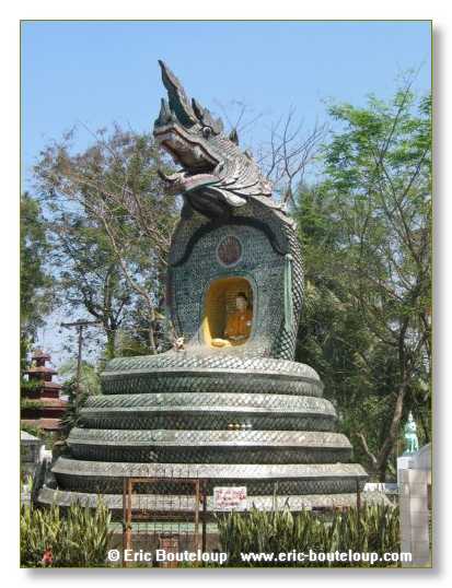 299_BIRMANIE_2k3_Rocher_d_or