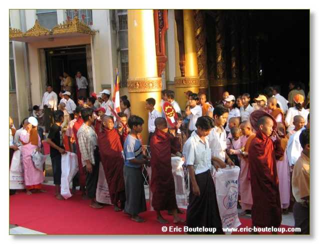 011_BIRMANIE_2006_03