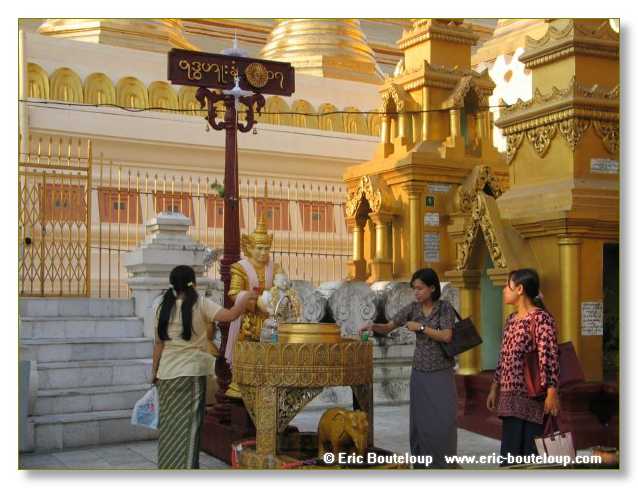 012_BIRMANIE_2006_03