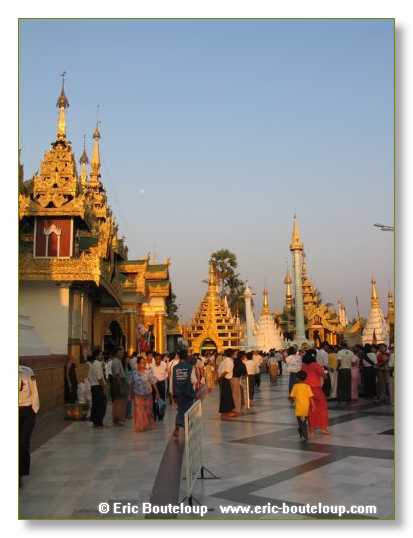 038_BIRMANIE_2006_03