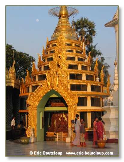 039_BIRMANIE_2006_03