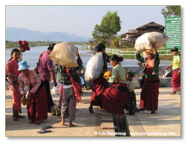 065_BIRMANIE_2006_03