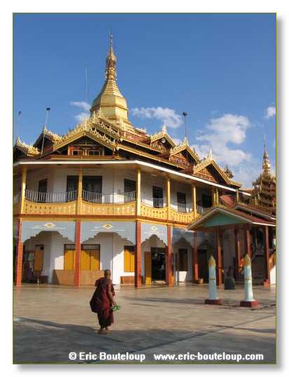 066_BIRMANIE_2006_03