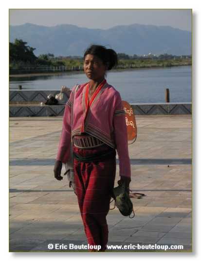 071_BIRMANIE_2006_03