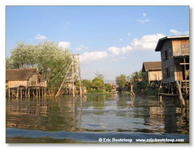 090_BIRMANIE_2006_03