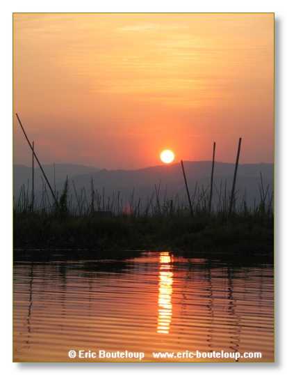 112_BIRMANIE_2006_03