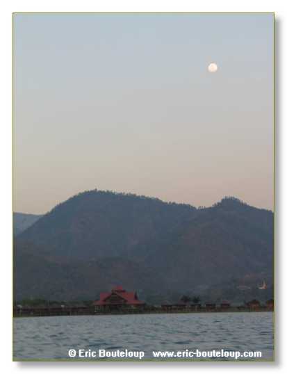 116_BIRMANIE_2006_03