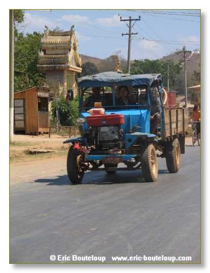 129_BIRMANIE_2006_03