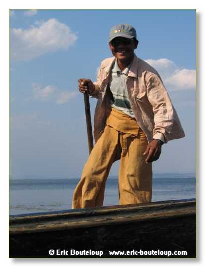 146_BIRMANIE_2006_03