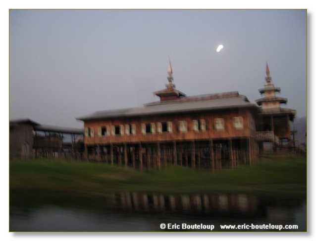 152_BIRMANIE_2006_03