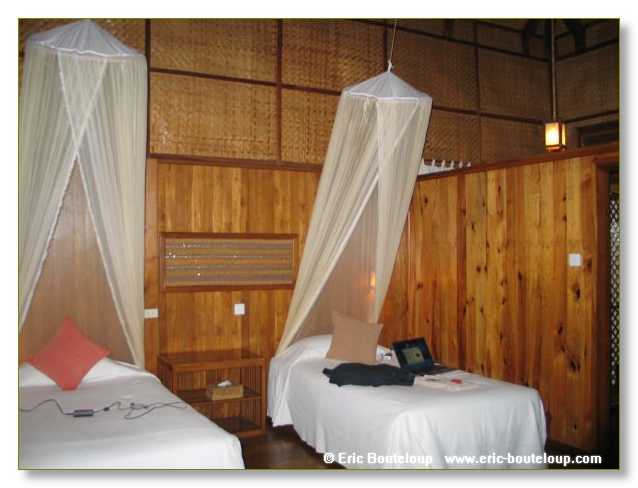 157_BIRMANIE_2006_03