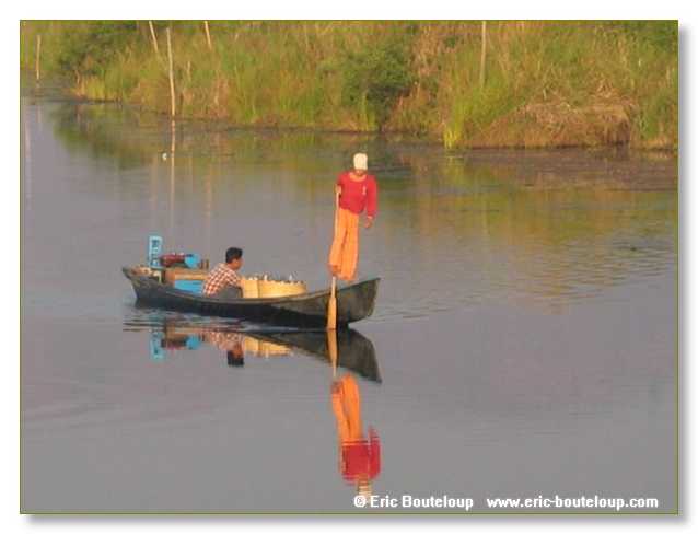 165_BIRMANIE_2006_03