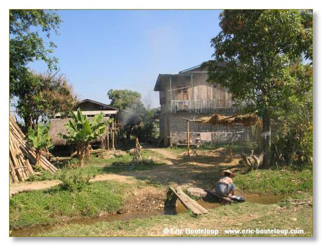 204_BIRMANIE_2006_03