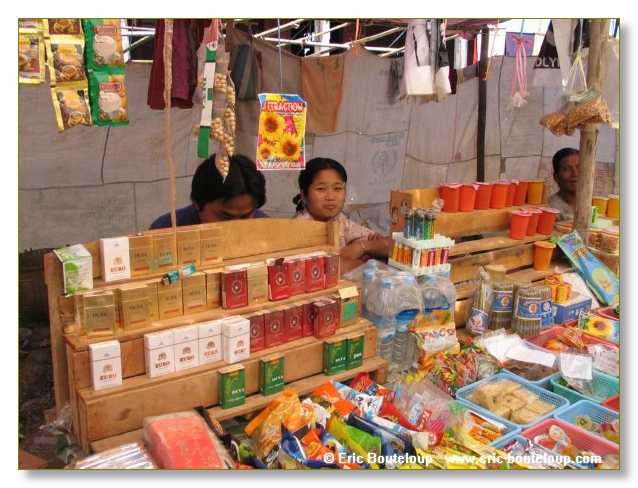 209_BIRMANIE_2006_03