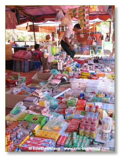 216_BIRMANIE_2006_03