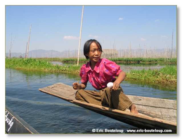 224_BIRMANIE_2006_03