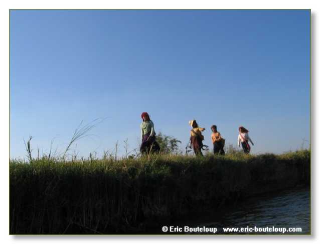 268_BIRMANIE_2006_03