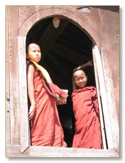 283_BIRMANIE_2006_03