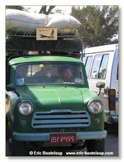 285_BIRMANIE_2006_03