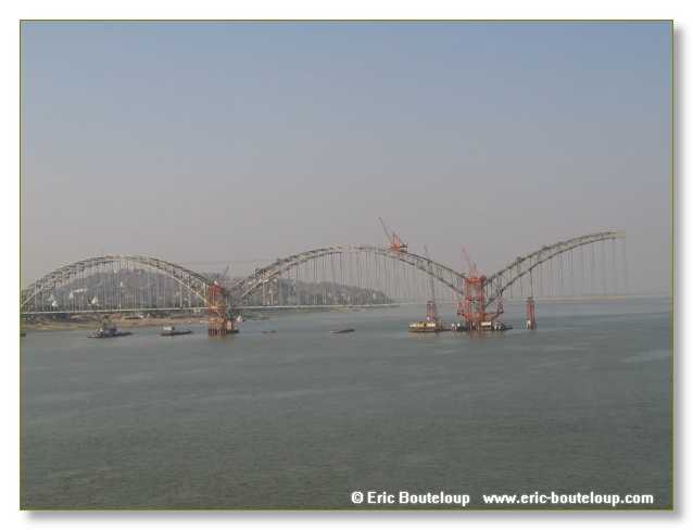 298_BIRMANIE_2006_03