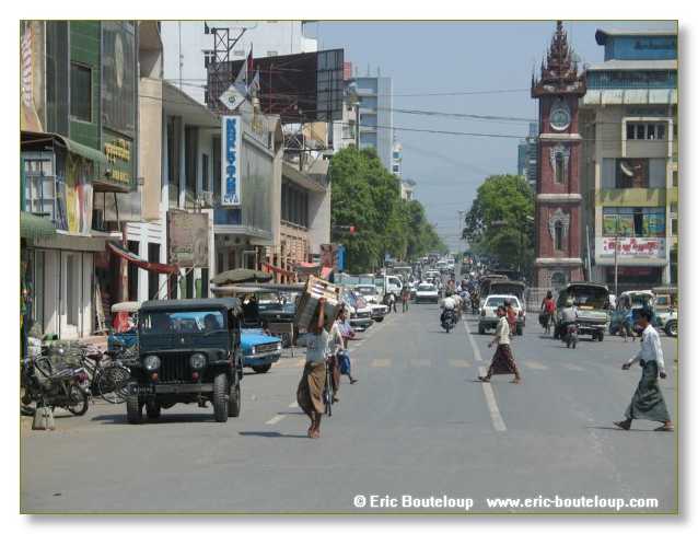 352_BIRMANIE_2006_03