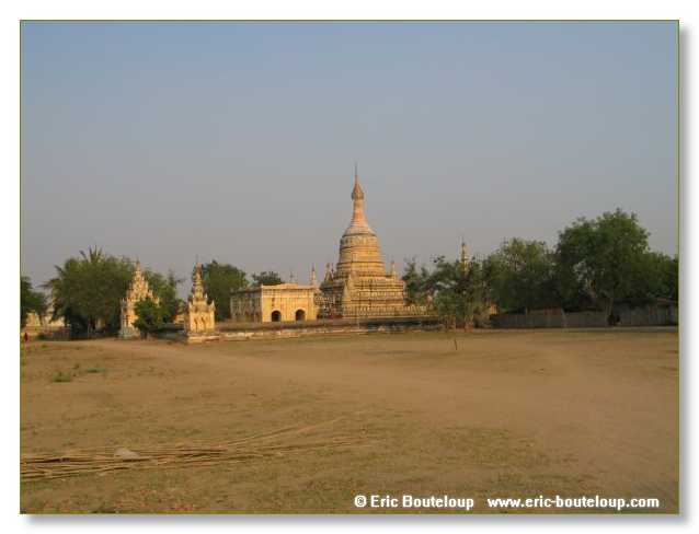 382_BIRMANIE_2006_03