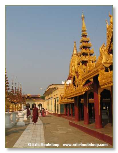 428_BIRMANIE_2006_03