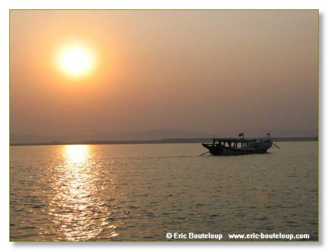 460_BIRMANIE_2006_03