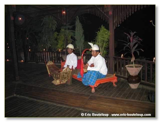 473_BIRMANIE_2006_03