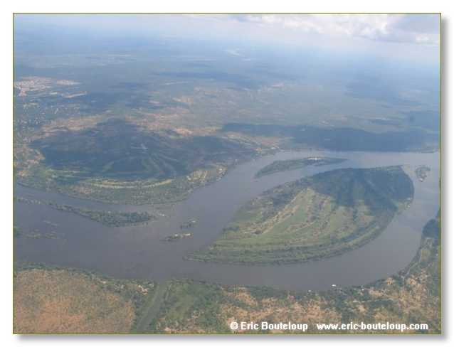 004_BOTSWANA_ZAMBIE_2005_Mars