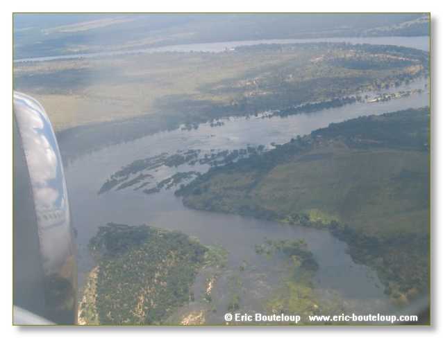 009_BOTSWANA_ZAMBIE_2005_Mars