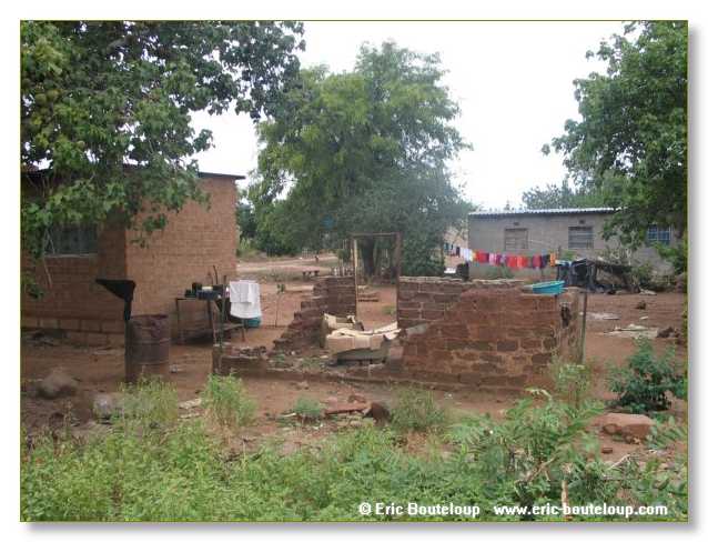 100_BOTSWANA_ZAMBIE_2005_Mars