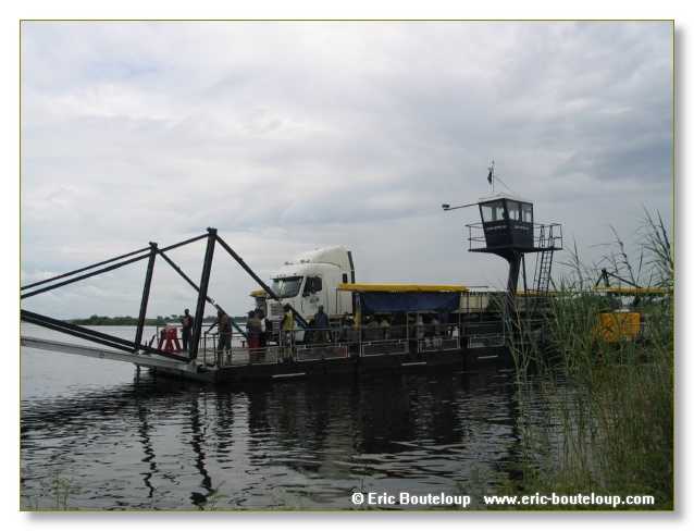 184_BOTSWANA_ZAMBIE_2005_Mars