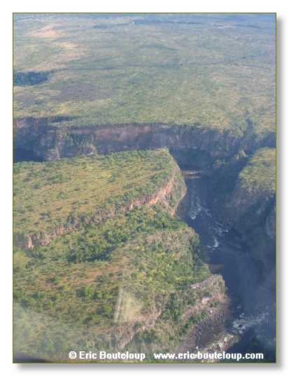 201_BOTSWANA_ZAMBIE_2005_Mars