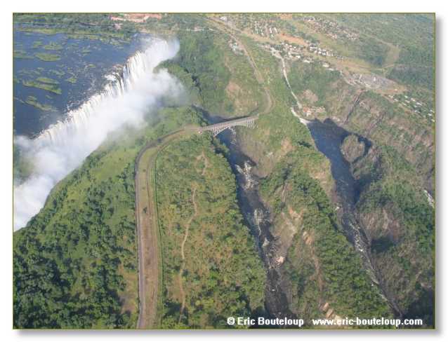 211_BOTSWANA_ZAMBIE_2005_Mars