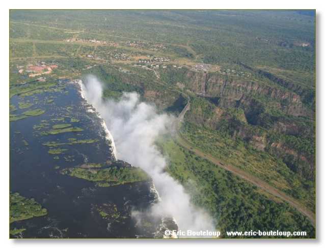 215_BOTSWANA_ZAMBIE_2005_Mars