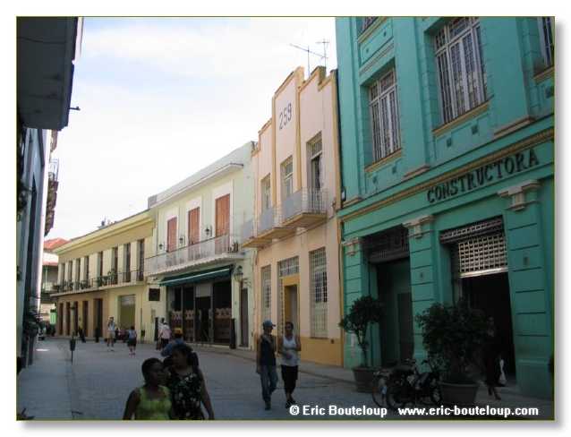 227_CUBA_2004