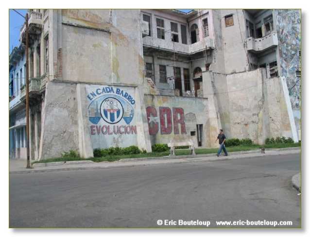 273_CUBA_2004