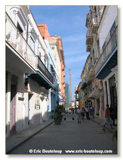 336_CUBA_2004