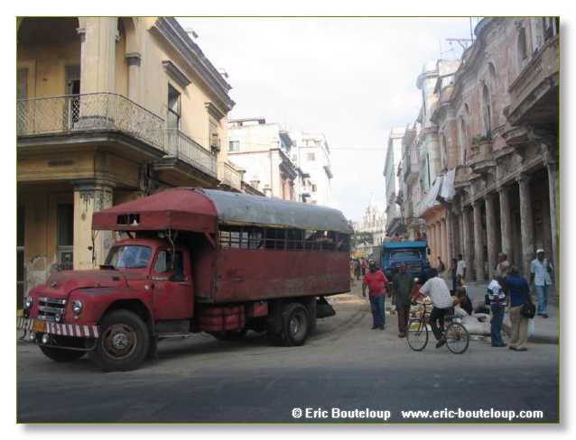 372_CUBA_2004