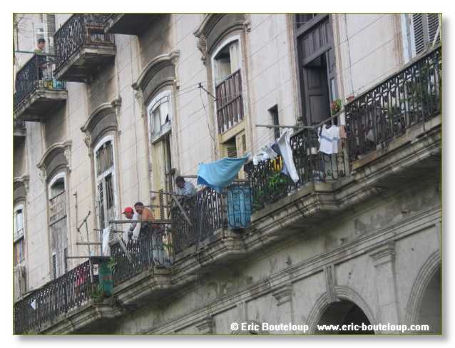 413_CUBA_2004